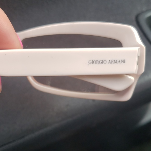 Sunglasses - Picture 2 of 5